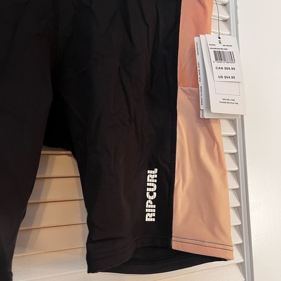 Rip curl Swim, run, surf shorts. - Picture 3 of 3
